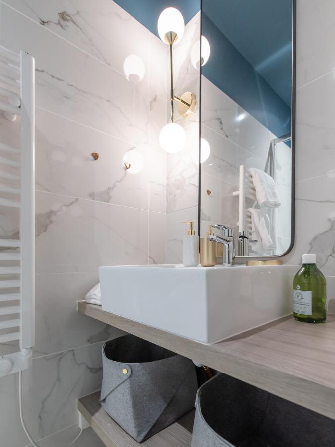 Luxury Apartment "Le Raffine" - Lyon Part-Dieu - Dreamy Flat Лион Екстериор снимка