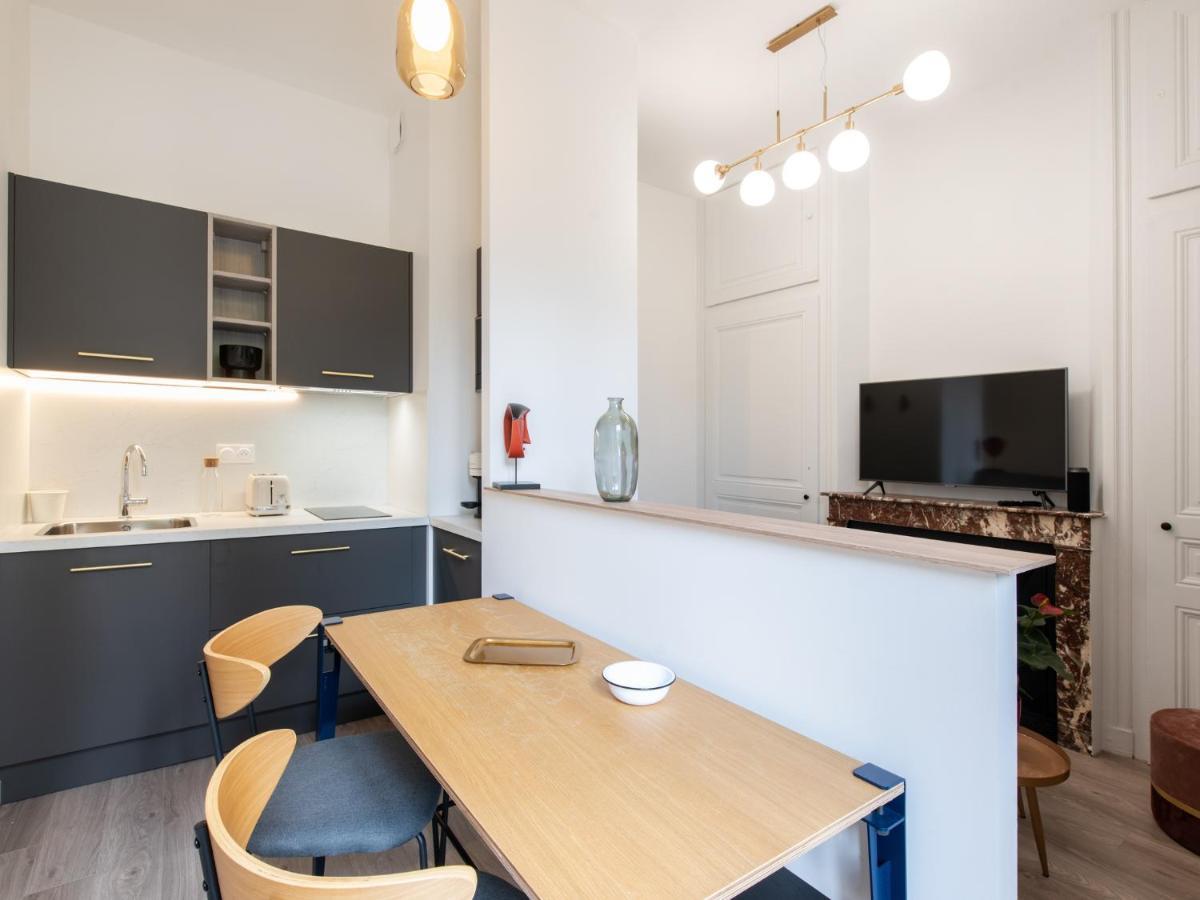 Luxury Apartment "Le Raffine" - Lyon Part-Dieu - Dreamy Flat Лион Екстериор снимка